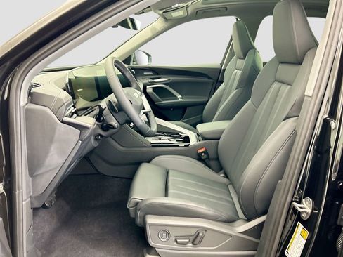 Used 2025 Audi Q5 Premium Plus image 18