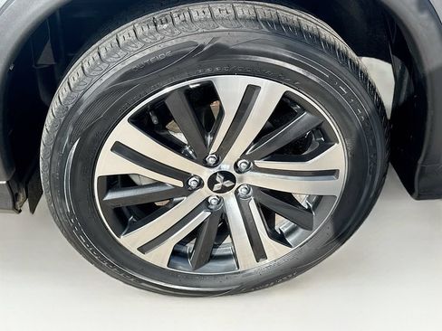 Used 2020 Mitsubishi Outlander Sport ES FWD image 37