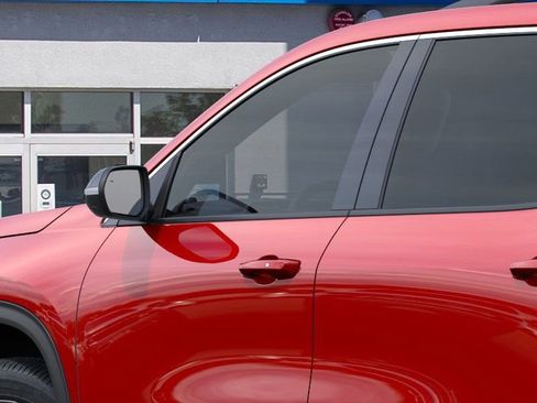 New 2026 Chevrolet Traverse LT w/ Sun and Wheel Package image 13