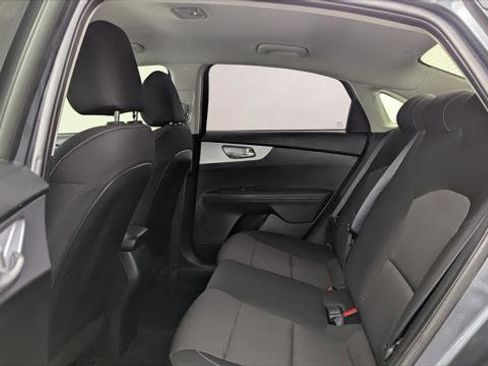 Used 2024 Kia Forte LX FWD image 17