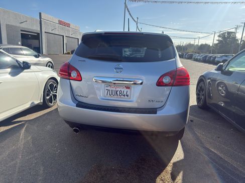 Used 2013 Nissan Rogue SV w/ Premium Pkg AWD/4WD image 6