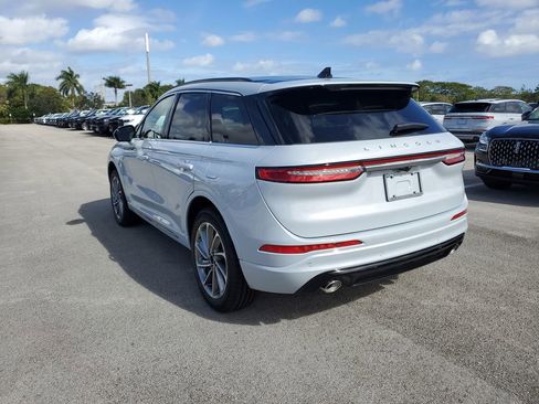 New 2026 Lincoln Corsair Grand Touring image 3