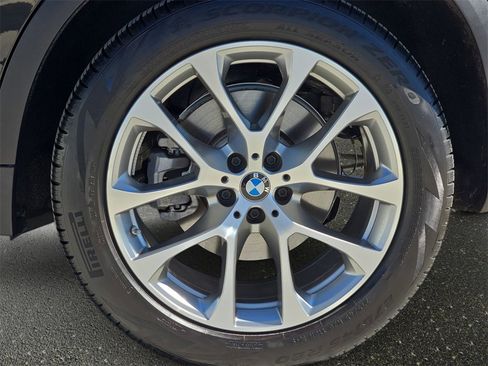Used 2023 BMW X5 xDrive40i w/ Premium Package image 37