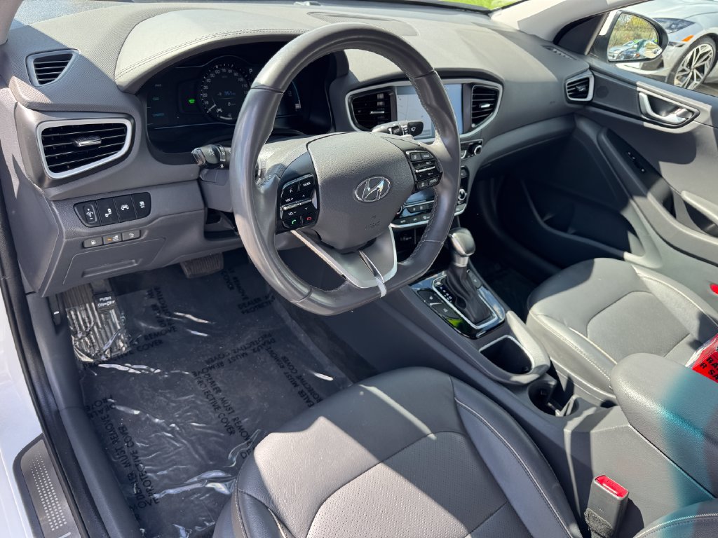 Used 2018 Hyundai Ioniq Limited w/ Ultimate Package 02 FWD image 19