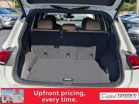 Used 2024 Volkswagen Tiguan SE AWD/4WD image 10