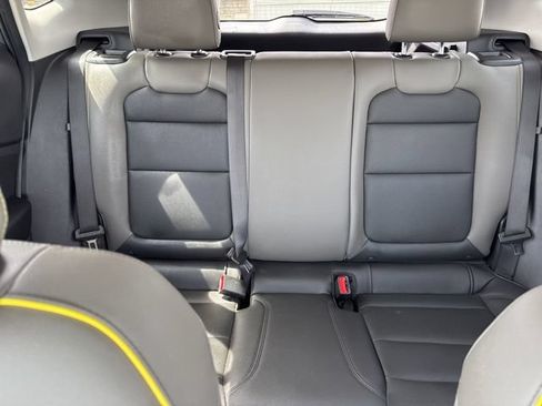 Used 2025 Chevrolet Trax ACTIV FWD image 50