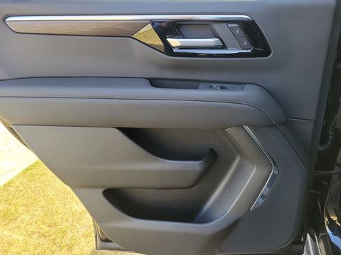 New 2026 Chevrolet Tahoe LS image 14