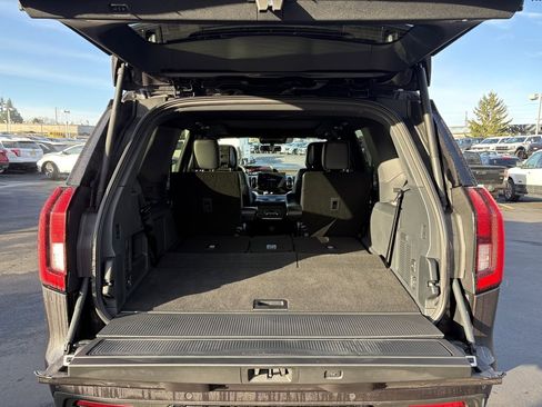 New 2026 Ford Expedition Platinum w/ Stealth Performance Package image 7