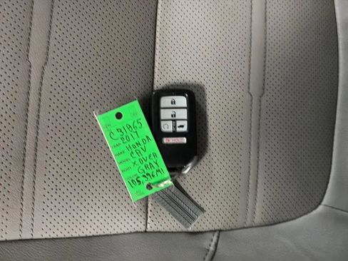 Used 2017 Honda CR-V EX-L image 23