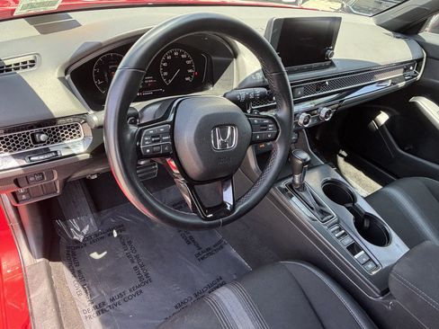 Used 2022 Honda Civic Sport image 17