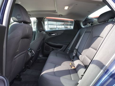 Used 2022 Chevrolet Malibu LT FWD image 24