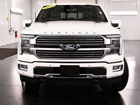 Used 2025 Ford F150 Platinum w/ Equipment Group 703A Plus AWD/4WD image 2