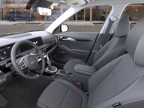 New 2026 Kia Seltos S FWD image 17