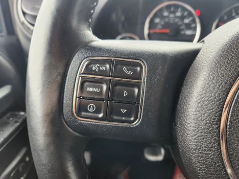 Used 2013 Jeep Wrangler Sport image 28