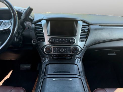 Used 2019 Chevrolet Tahoe Premier w/ Premier Plus Edition AWD/4WD image 19