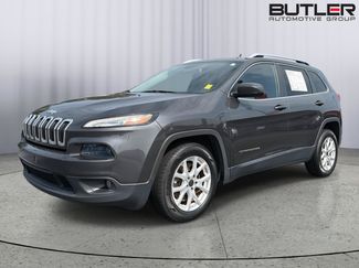 Used 2016 Jeep Cherokee Latitude FWD video 1
