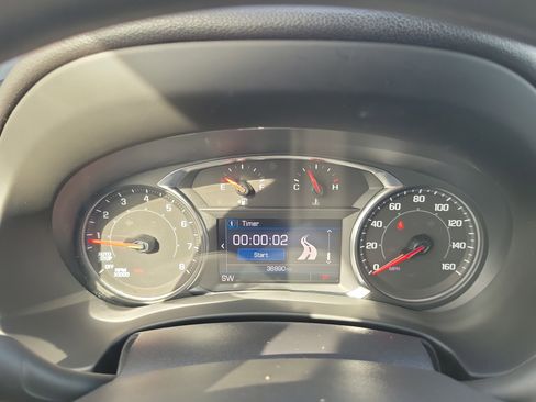 Used 2023 GMC Terrain SLE w/ Driver Convenience Package FWD image 24