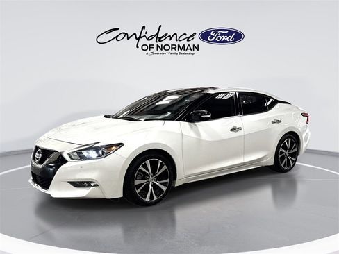 Used 2018 Nissan Maxima Platinum image 1