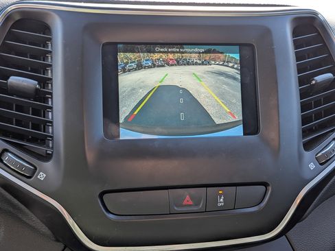 Certified 2021 Jeep Cherokee Latitude image 21