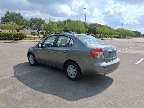 Used 2012 Suzuki SX4 LE image 8