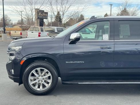 Used 2023 Chevrolet Suburban Premier image 13