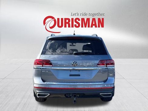 Used 2023 Volkswagen Atlas SE image 3