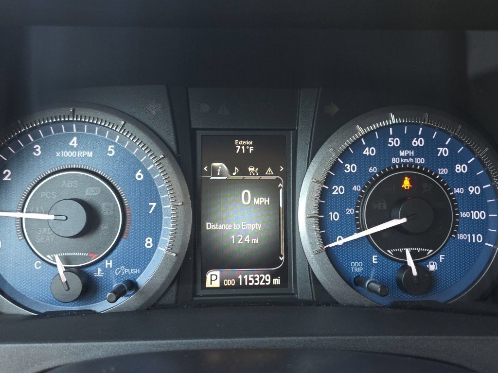 Certified 2018 Toyota Sienna LE FWD image 24