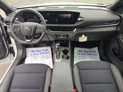 New 2026 Buick Envista Preferred w/ Advanced Safety Package FWD image 18