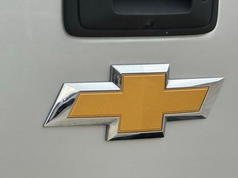 Used 2018 Chevrolet Silverado 1500 LT w/ All Star Edition image 14