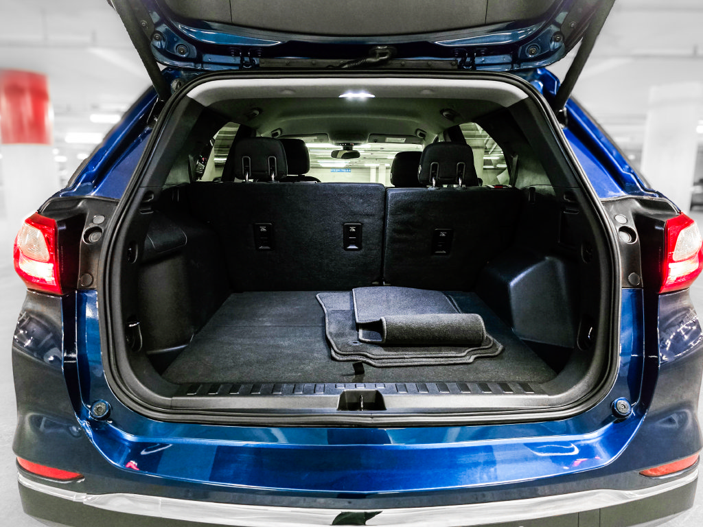 Used 2019 Chevrolet Equinox LT FWD image 9