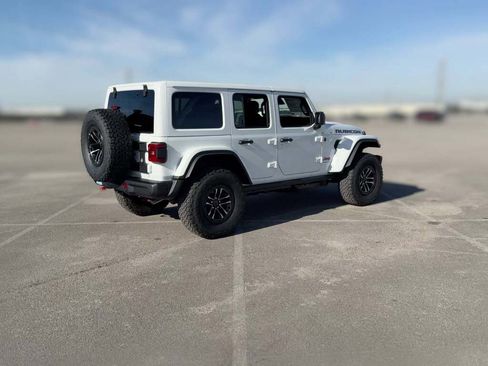 New 2026 Jeep Wrangler Unlimited Rubicon image 12