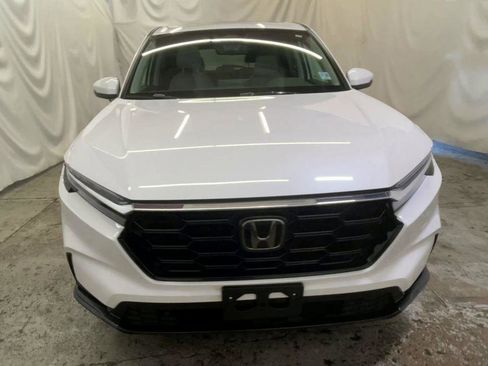 Used 2025 Honda CR-V EX-L image 3