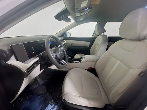 Used 2025 Hyundai Tucson SEL AWD/4WD image 21