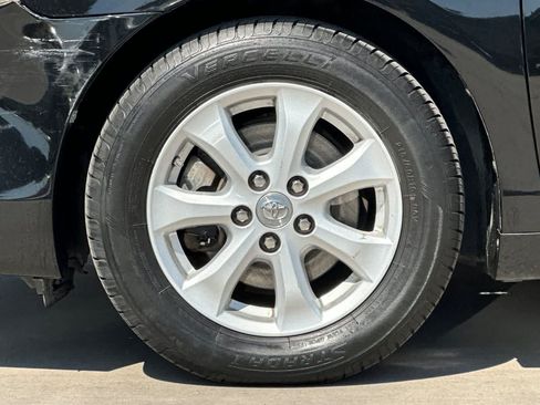Used 2011 Toyota Camry LE w/ LE Extra-Value Pkg FWD image 33