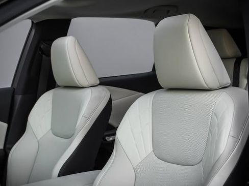 Certified 2023 Lexus RX 350h w/ Cold Area Package AWD/4WD image 10