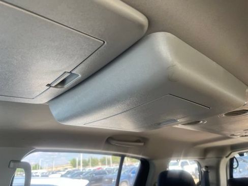 Used 2015 Nissan Armada SV AWD/4WD image 21