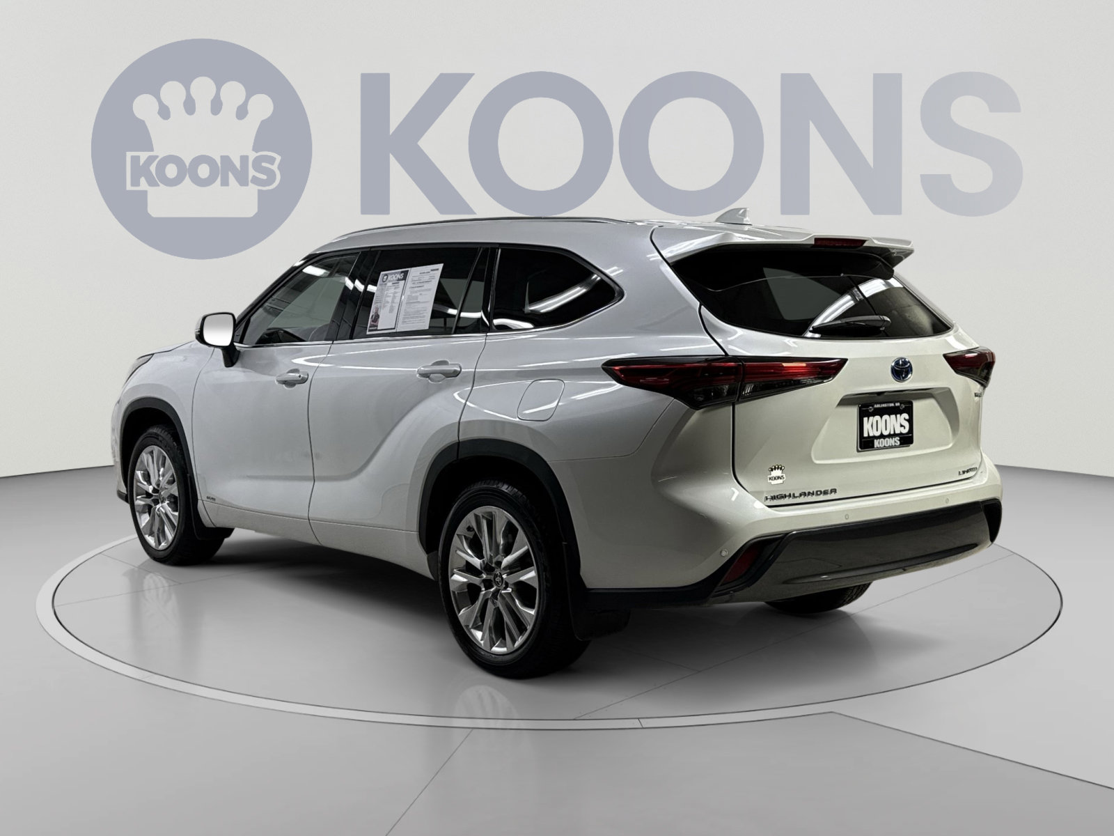 Used 2022 Toyota Highlander Limited AWD/4WD image 18