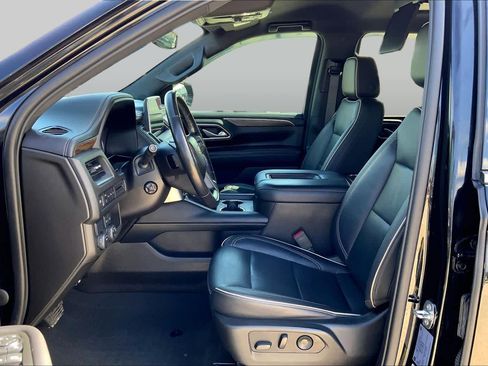 Used 2021 Chevrolet Suburban Premier w/ Texas Edition RWD image 8