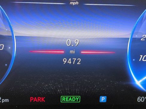 Used 2024 Mercedes-Benz EQB 300 4MATIC image 14