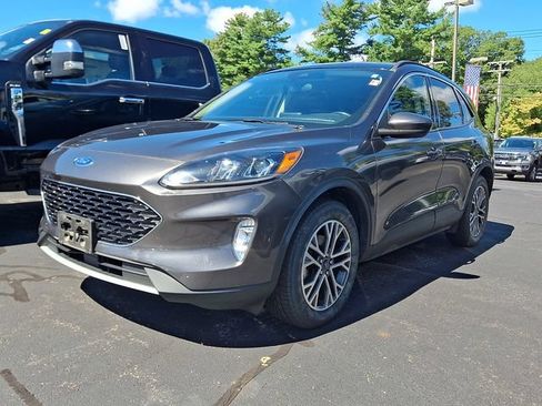 Used 2020 Ford Escape SEL AWD/4WD image 2