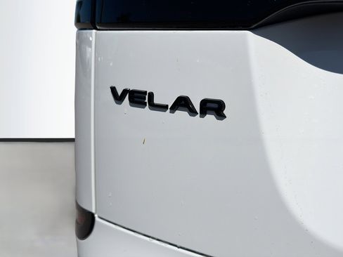 New 2026 Land Rover Range Rover Velar Dynamic SE AWD/4WD image 11