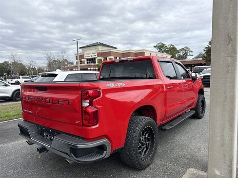 Used 2022 Chevrolet Silverado 1500 LT image 3