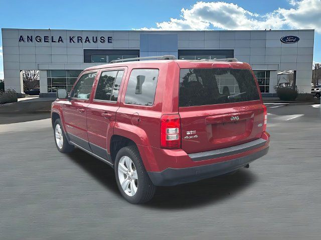 Used 2019 Jeep Cherokee Latitude Plus FWD image 5
