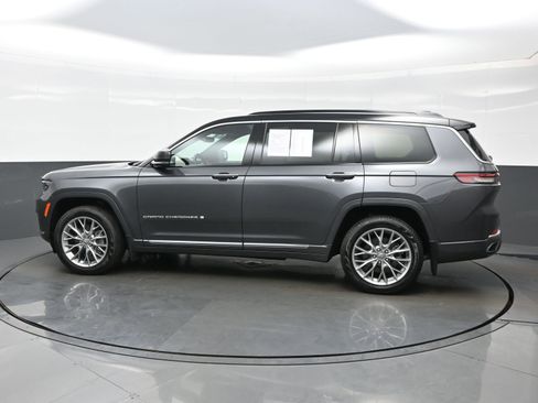 Used 2025 Jeep Grand Cherokee L Summit w/ MOPAR Finishing Package AWD/4WD image 4