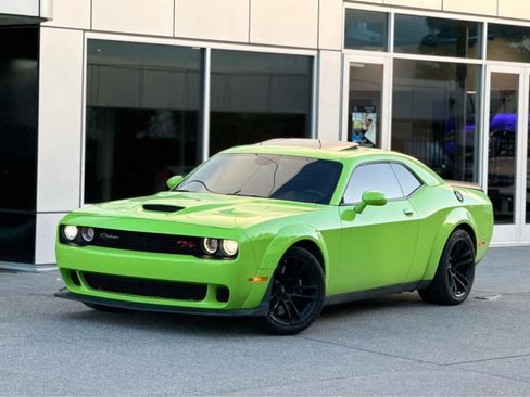 Used 2023 Dodge Challenger R/T Scat Pack image 2