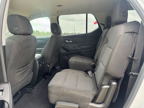 Used 2018 Chevrolet Traverse LT image 26