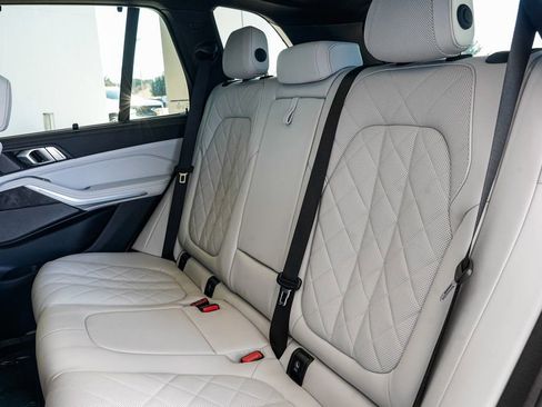 Used 2023 BMW X5 xDrive45e w/ Executive Package image 18