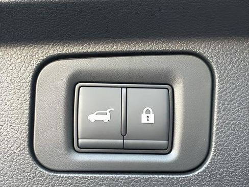 New 2026 Nissan Armada PRO-4X w/ Captain's Chari Seat Package AWD/4WD image 36