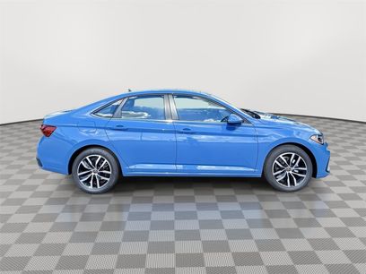 New 2025 Volkswagen Jetta SE