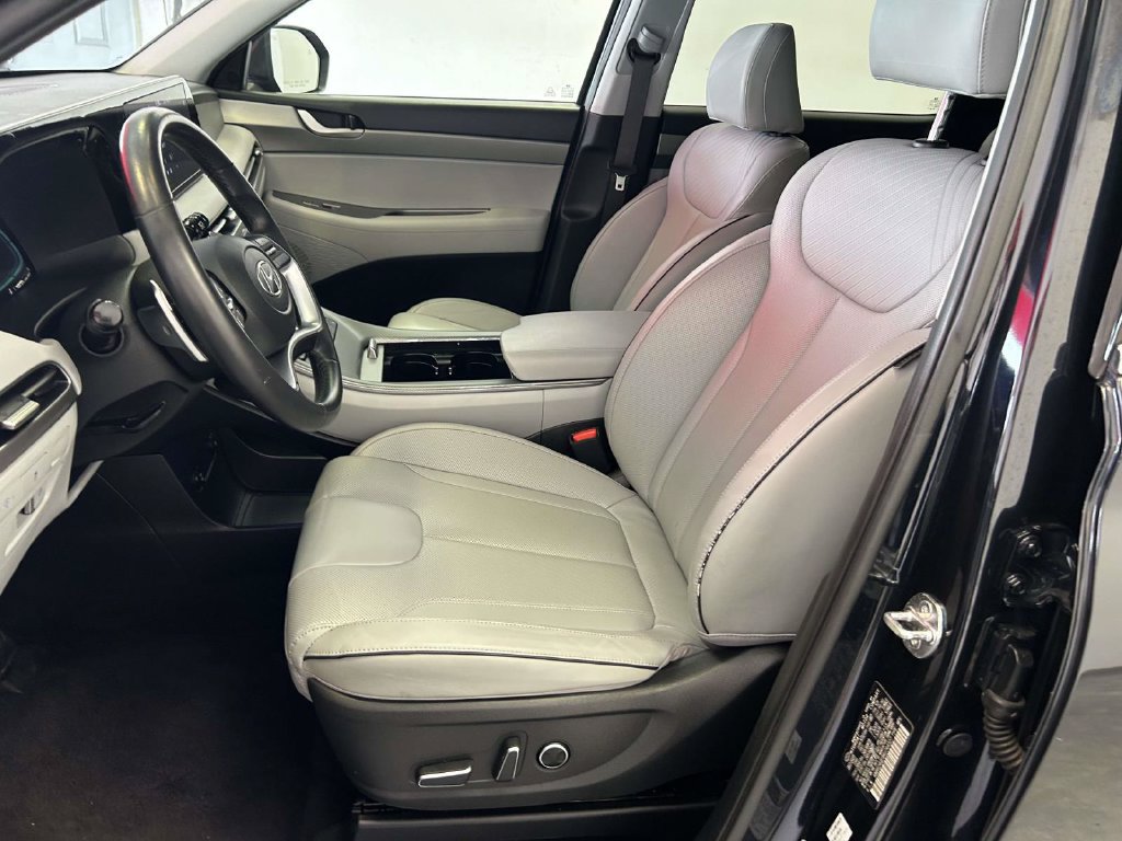 Used 2024 Hyundai Palisade SEL FWD image 14